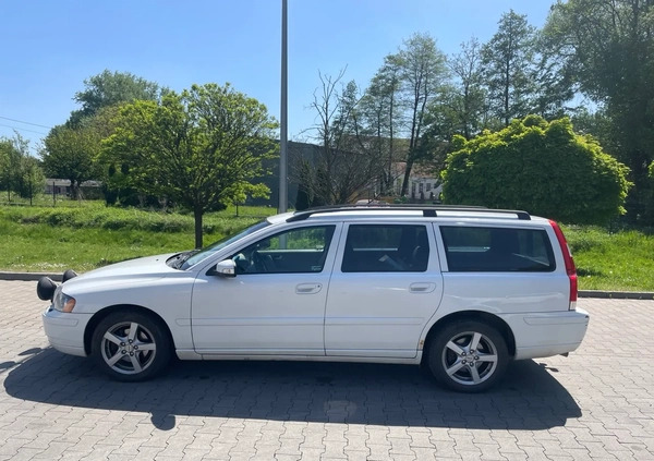 Volvo V70 cena 16900 przebieg: 303734, rok produkcji 2006 z Kraków małe 254